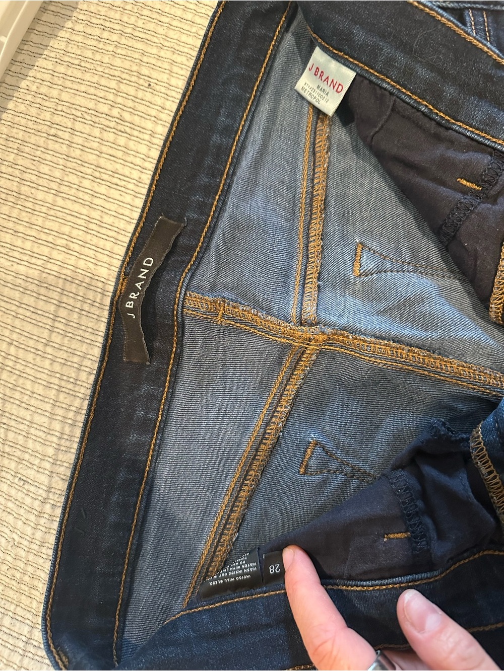 J Brand Women's Skinny Jeans in Dark Indigo with Contrast Stitching